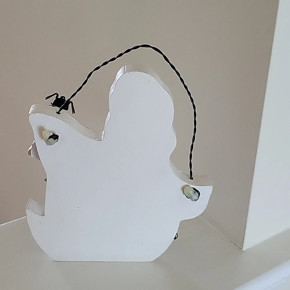 Halloween Decor - Picture 3 of 7